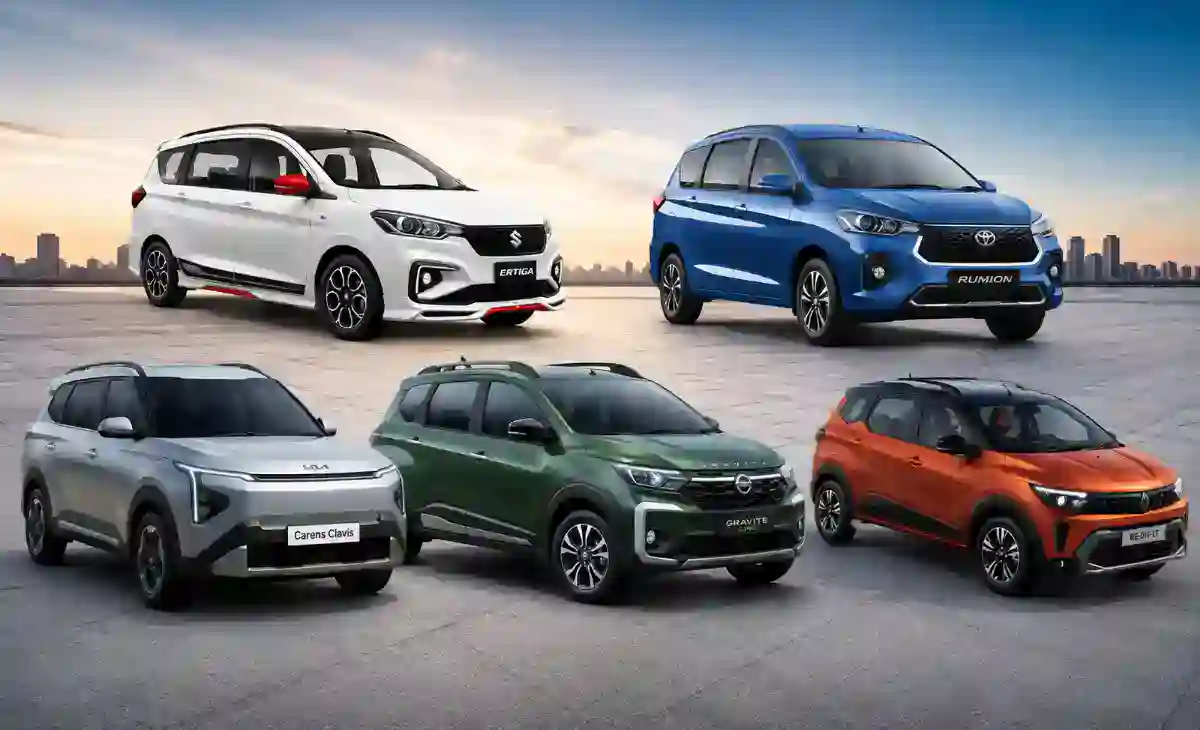 Best 7 Seater Family Cars Under 15 Lakhs 2026: Ertiga से लेकर Carens Clavis तक ये हैं सबसे शानदार विकल्प