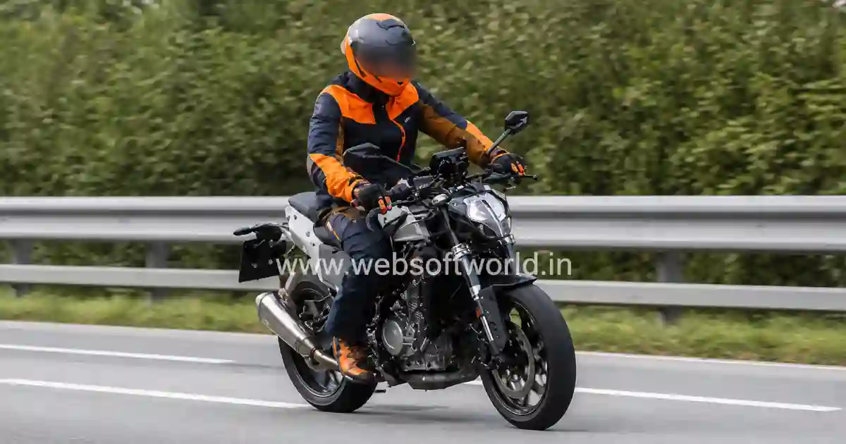 New KTM Duke twin-cylinder prototype testing spy shot